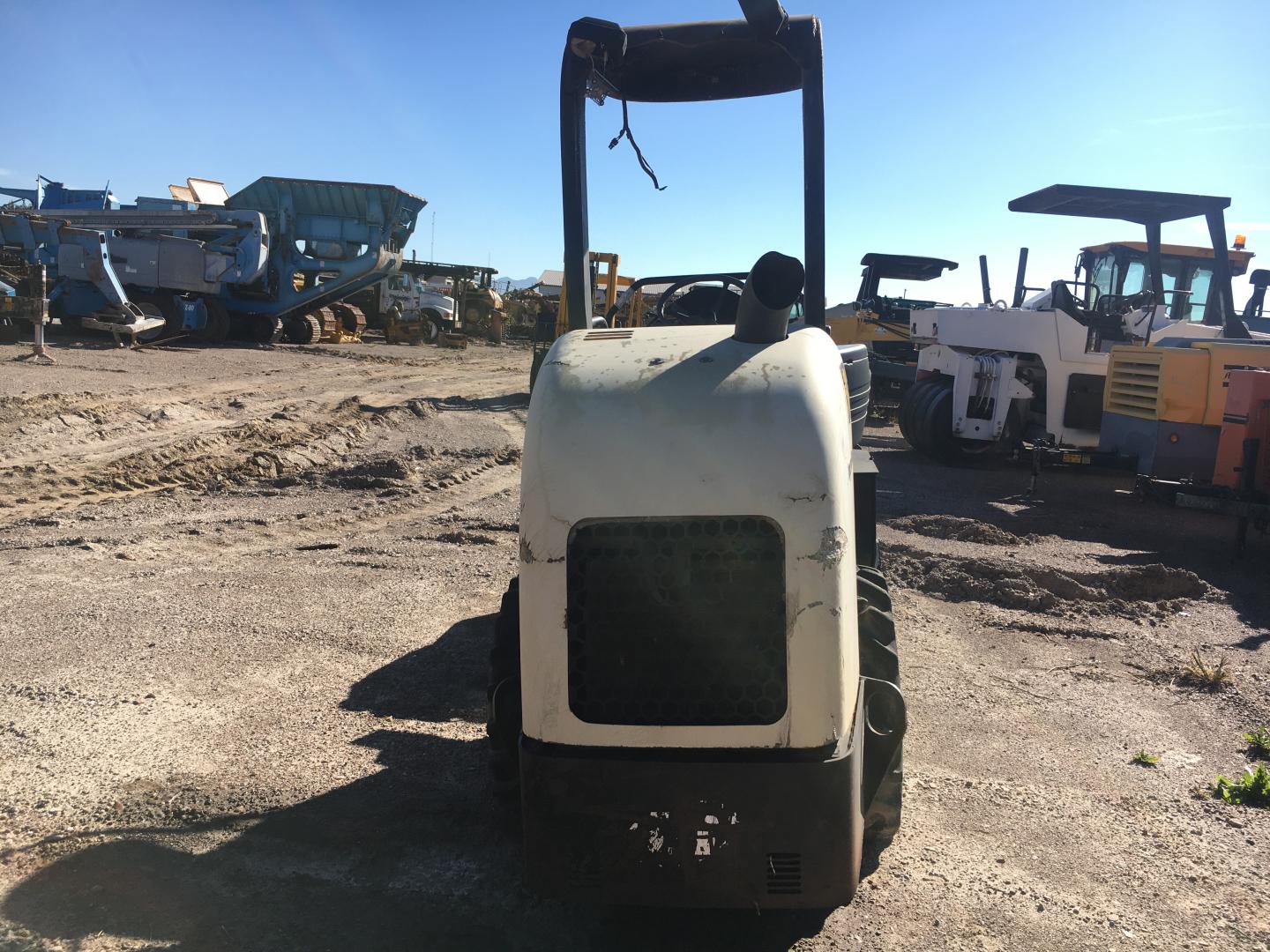 COMPACTADOR PATA DE CABRA INGERSOLL RAND SD-25D